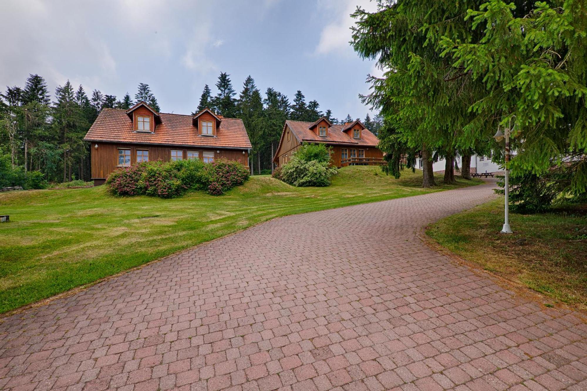 Hotel Und Berggasthof Spiessberghaus Friedrichroda Zewnętrze zdjęcie