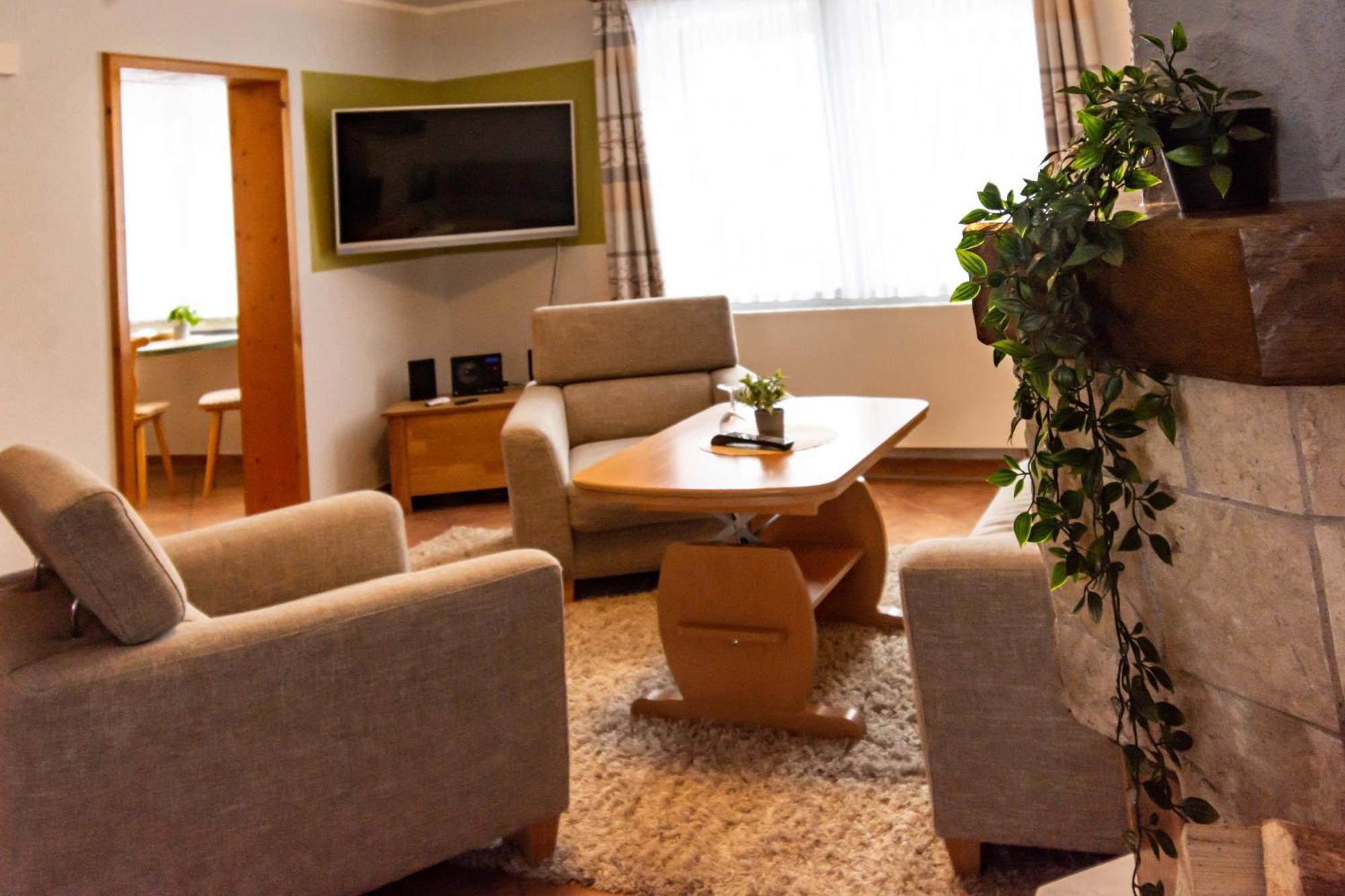 Hotel Und Berggasthof Spiessberghaus Friedrichroda Zewnętrze zdjęcie