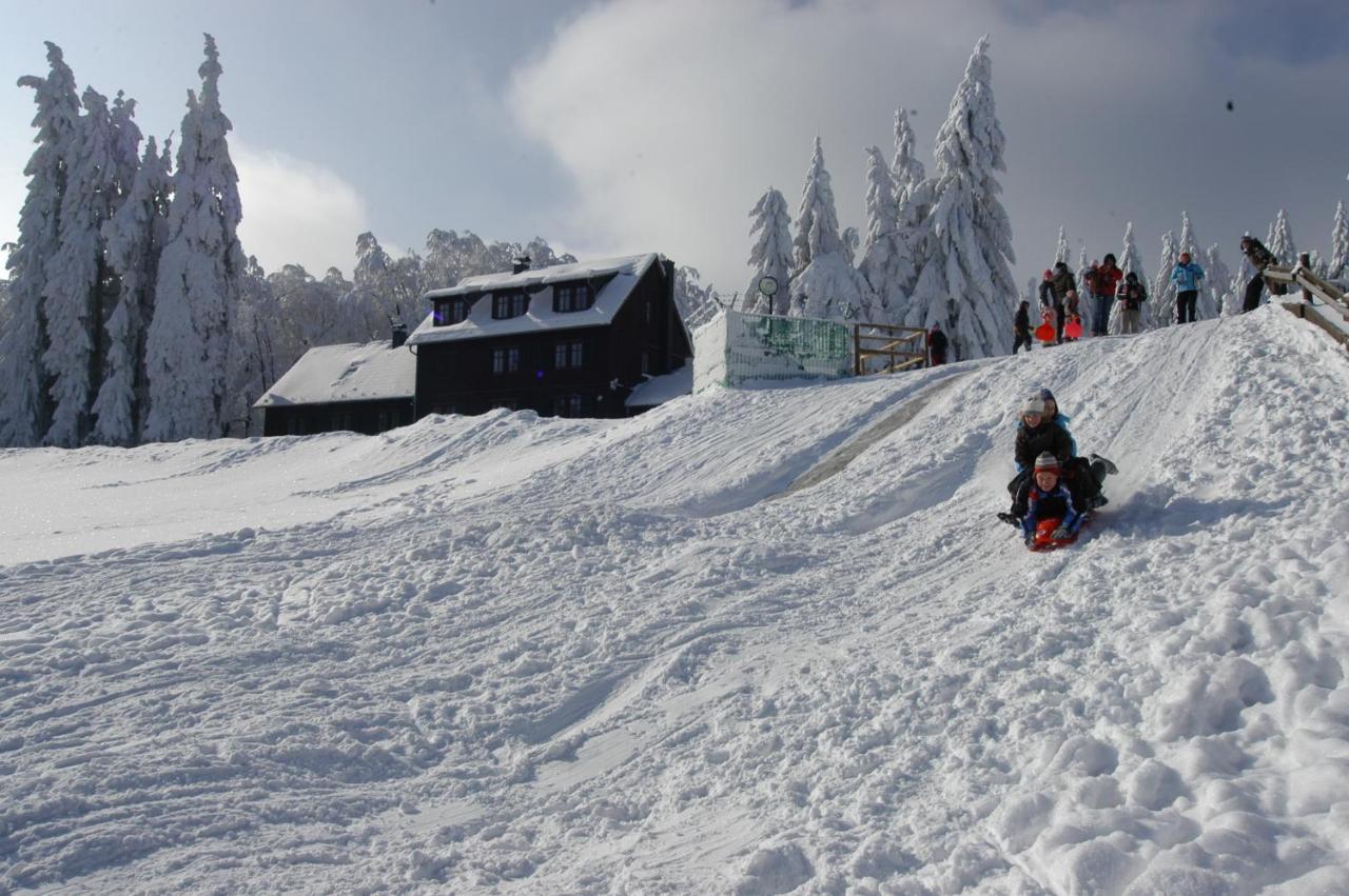 Hotel Und Berggasthof Spiessberghaus Friedrichroda Zewnętrze zdjęcie